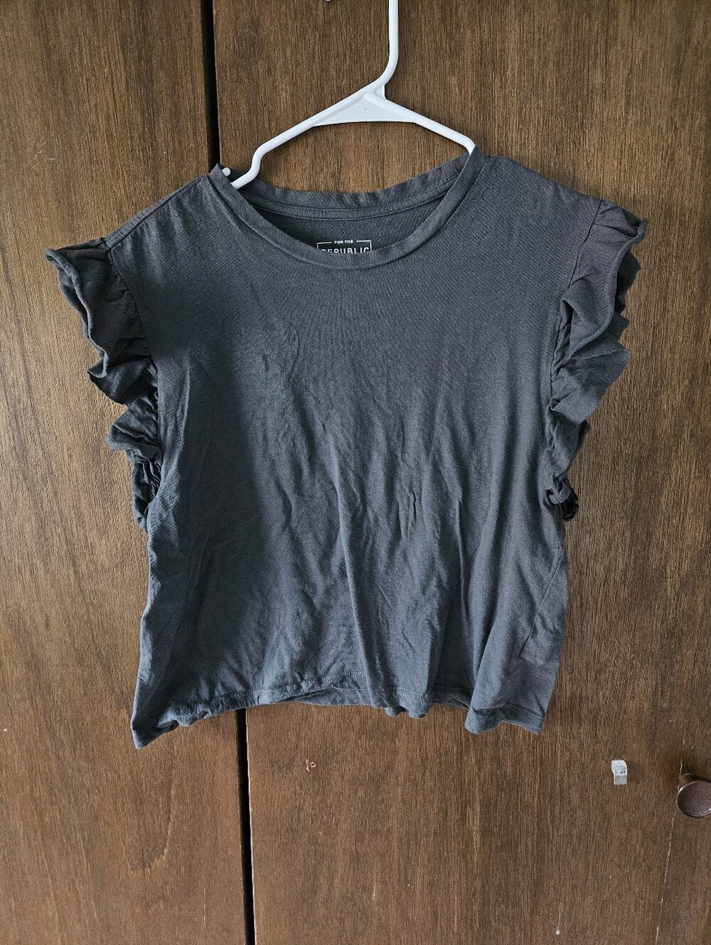 For The Republic Gray Cotton Ruffle Sleeve Top - Small